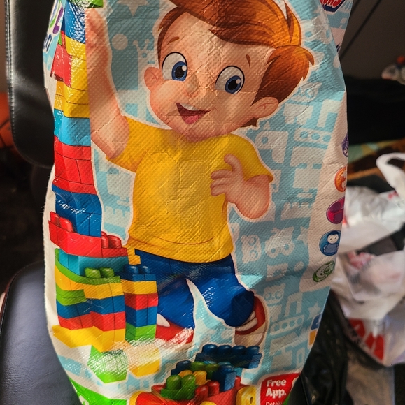 mega Block - Picture 3 of 4